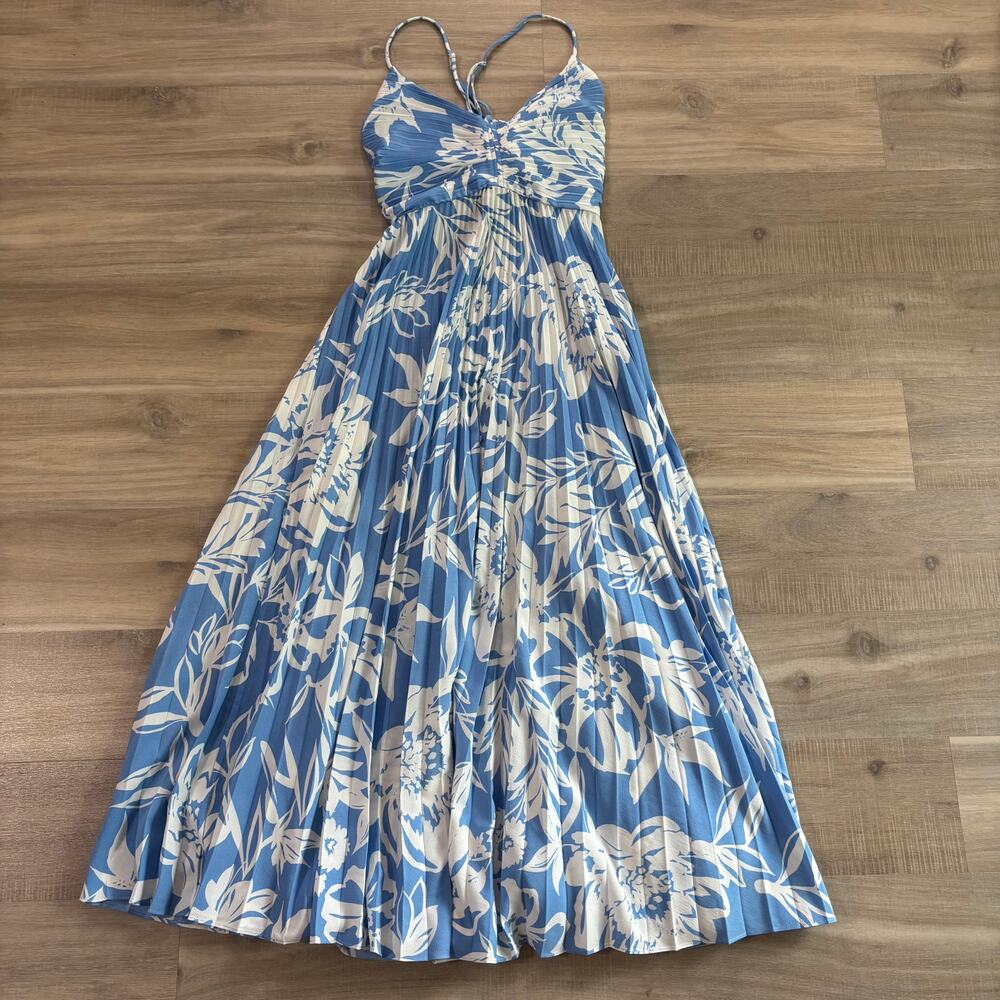 Astr the Label Blythe Plisse Midi Dress Blue Floral Women Size Small - Picture 3 of 8
